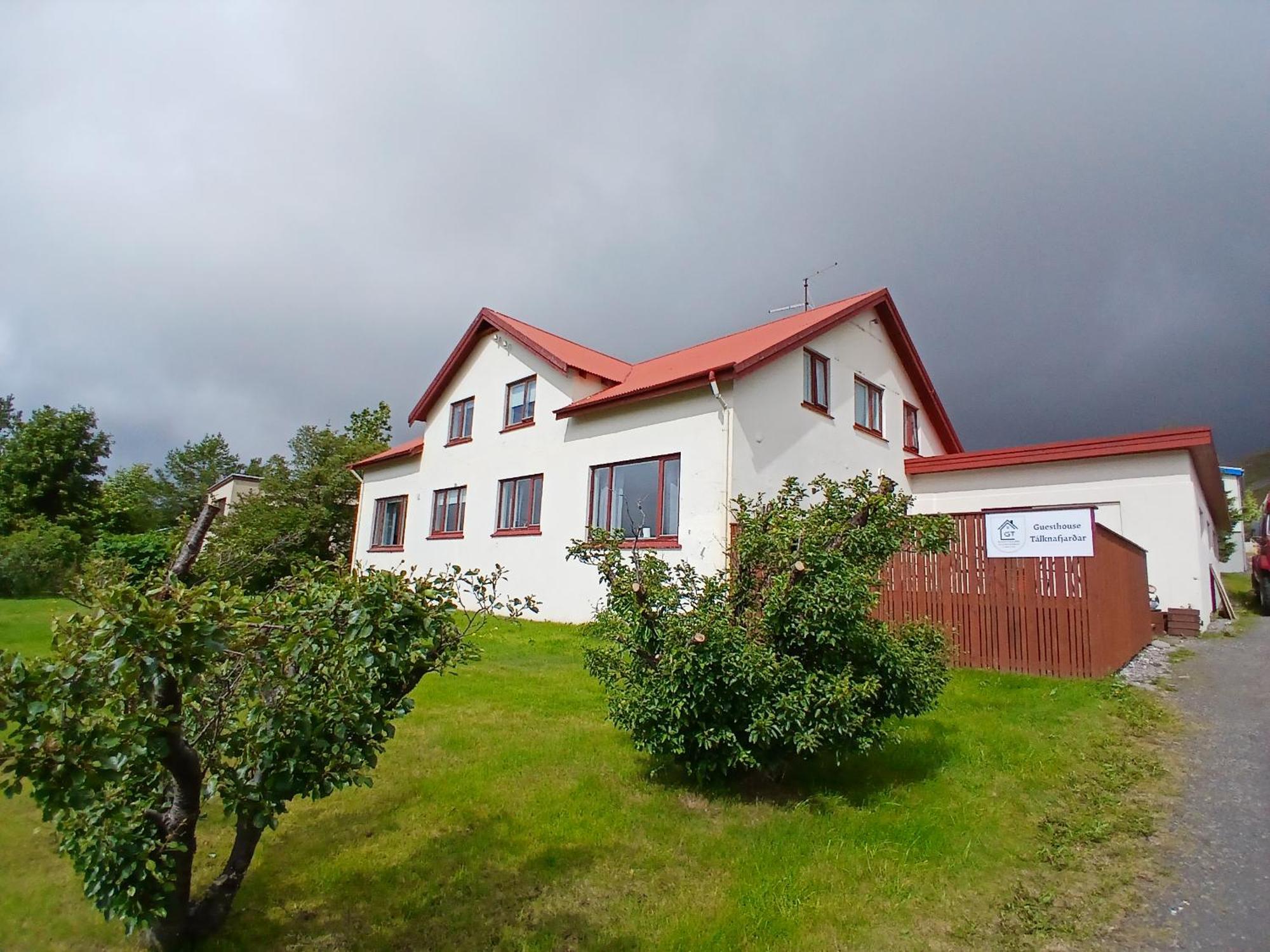 Guesthouse Talknafjoerthur Extérieur photo